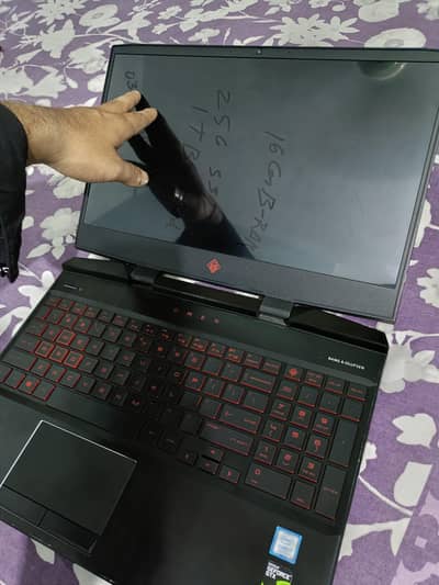 HP Omen 15
