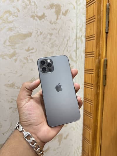 iPhone 12 Pro FU