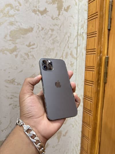 iPhone 12 Pro FU