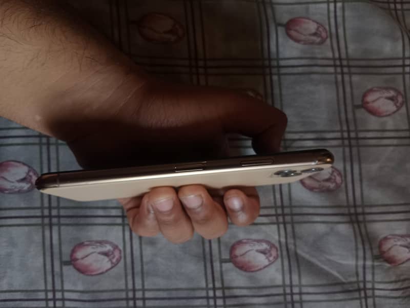 Iphone 11 pro max 3