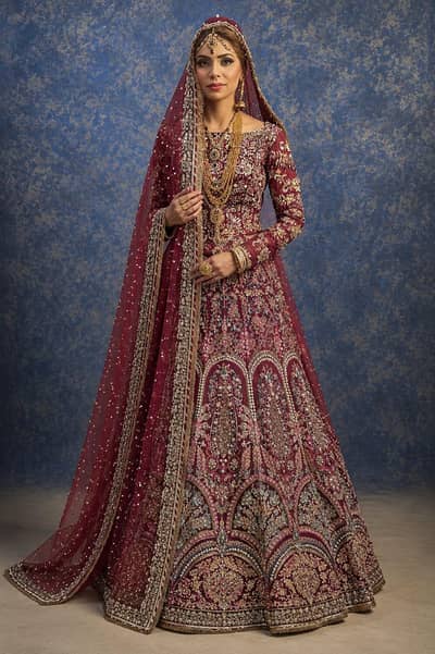 tayab moazzam bridal lehnga