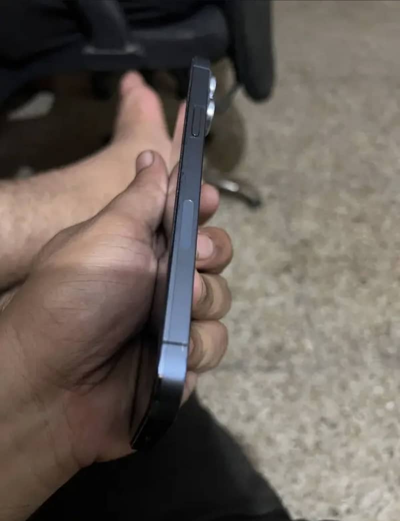 Iphone 13 pro max 5