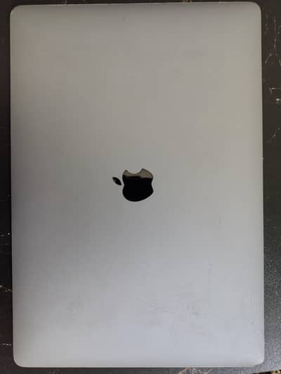 MacBook Pro 2018 15” Core i9 | 32GB RAM | 512GB SSD | Touch Bar