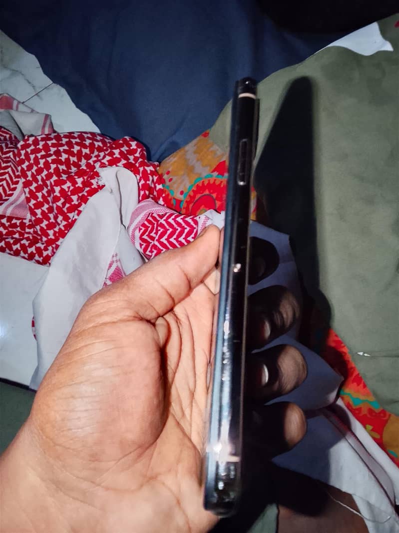 iphone xs 4