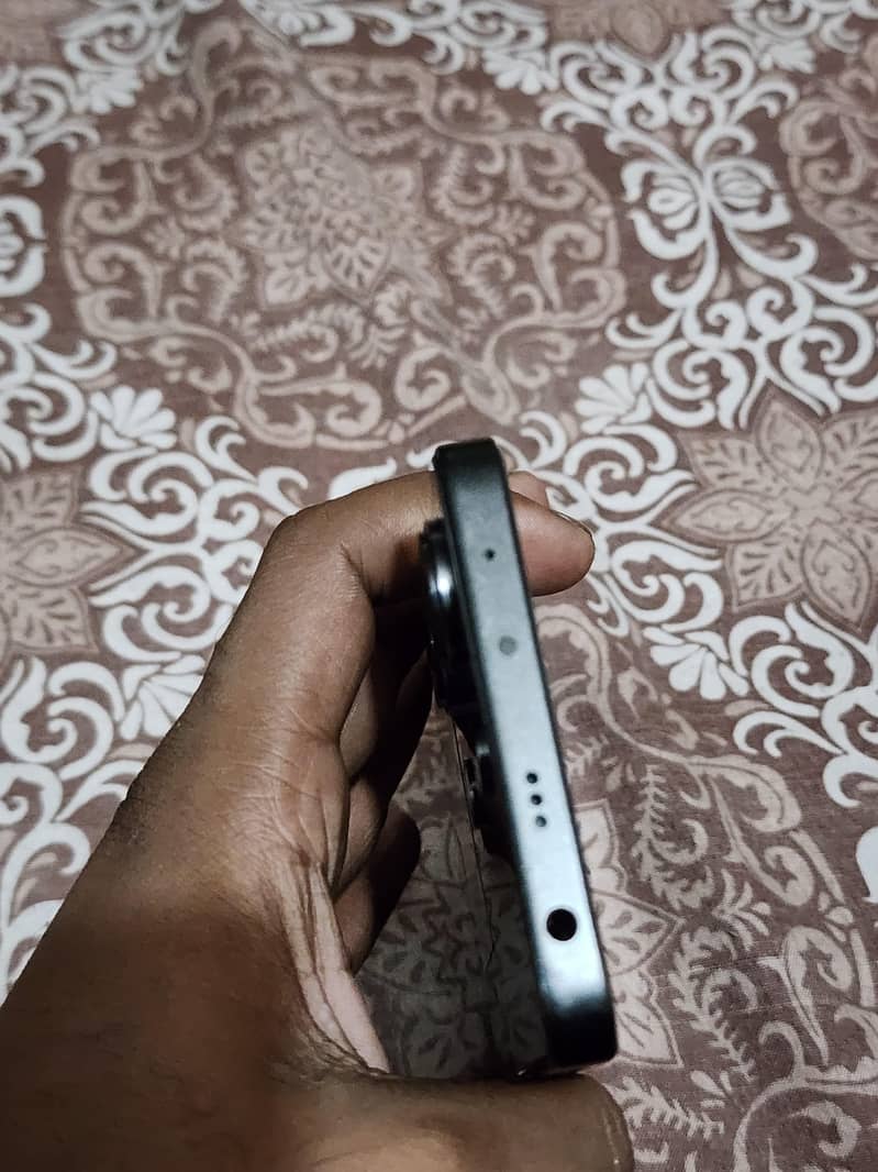 redmi note 13.8. . . . 256 6