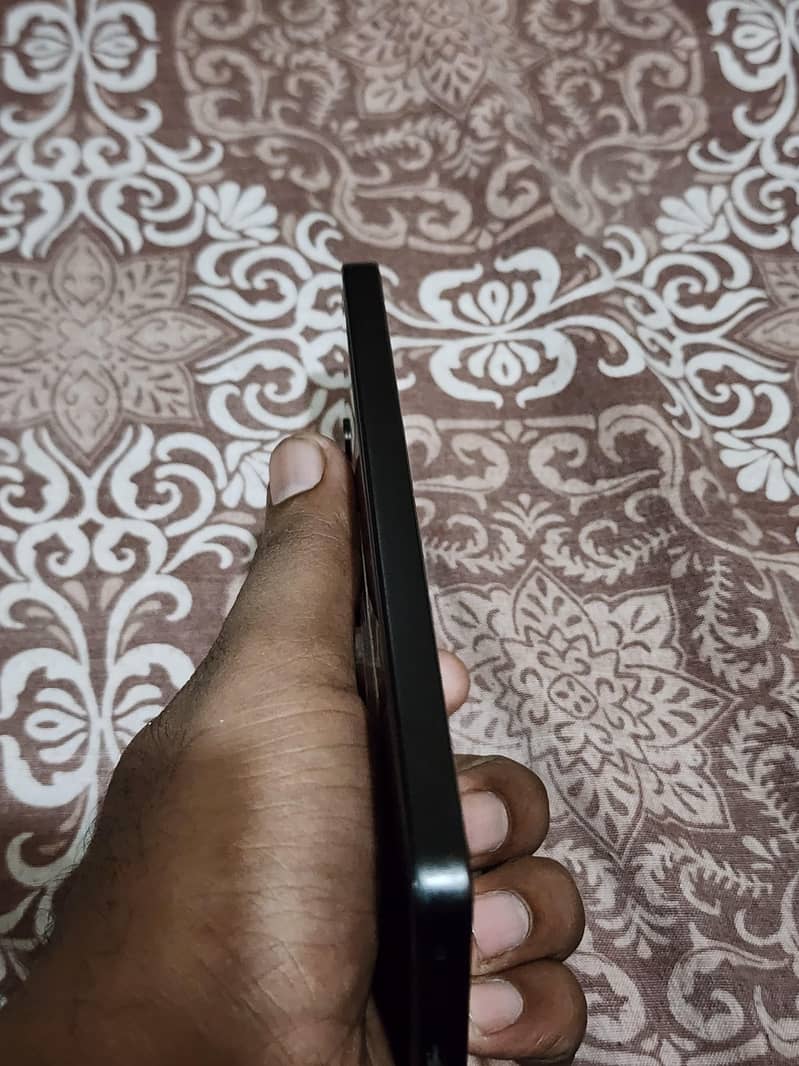 redmi note 13.8. . . . 256 9
