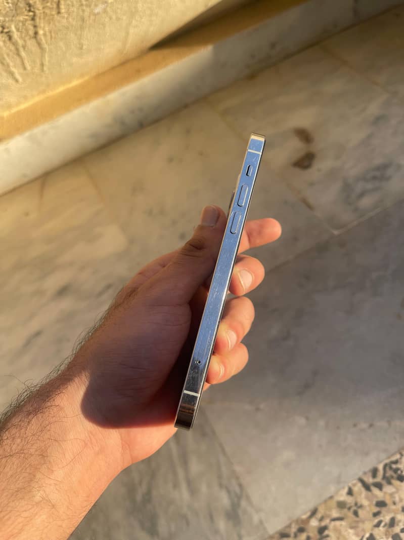 Iphone 12 Pro 3
