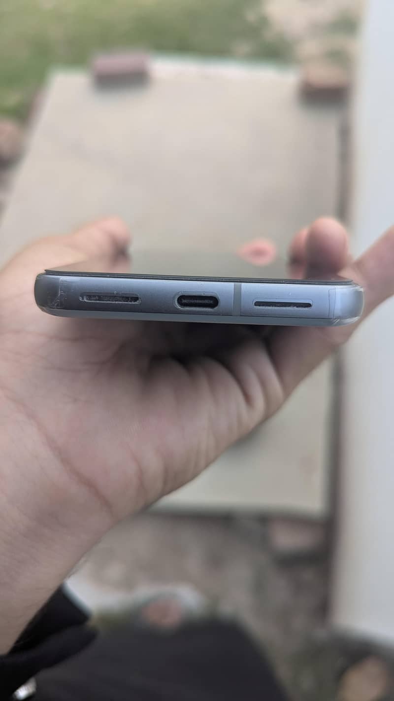 Pixel 8 4