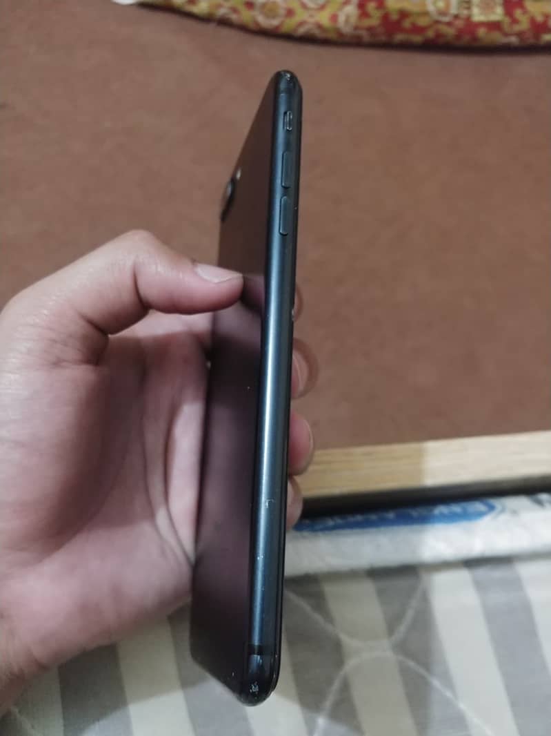IPHONE 7+ 3