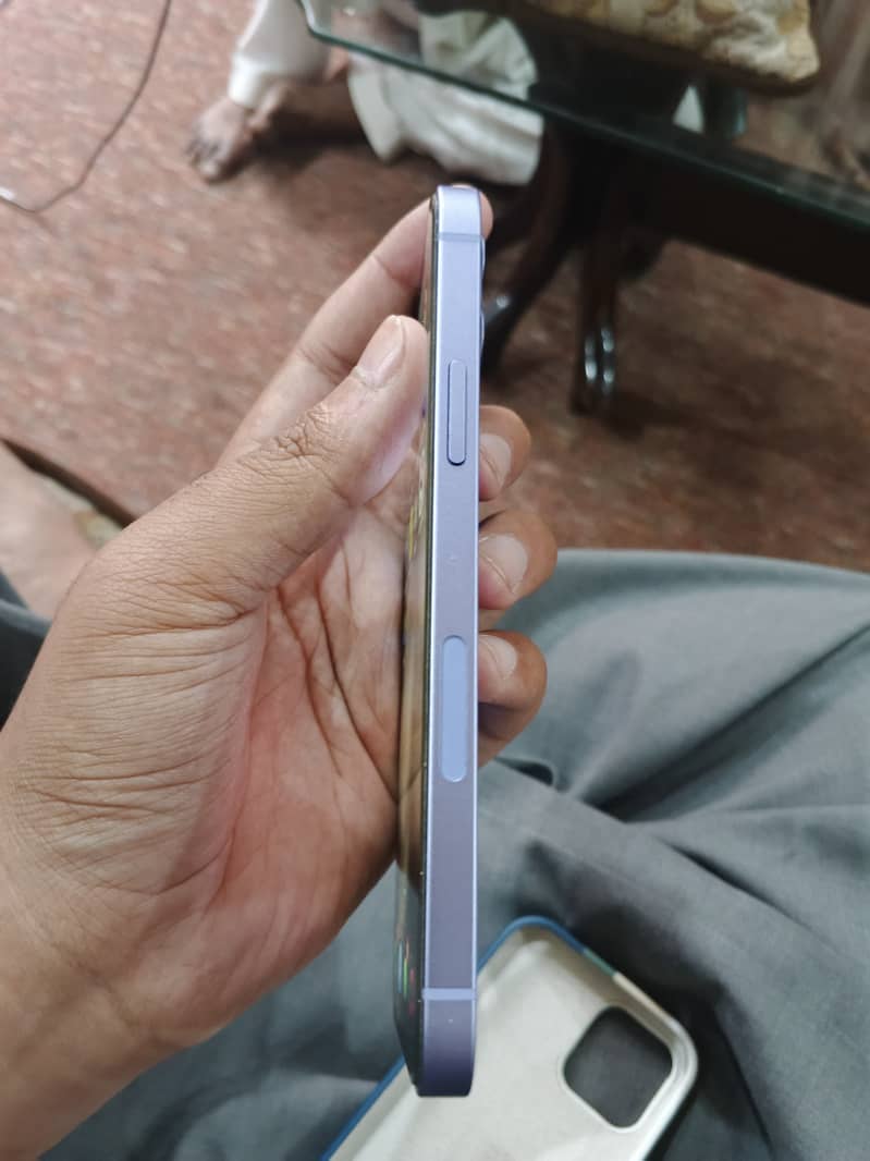 iPhone 12 9