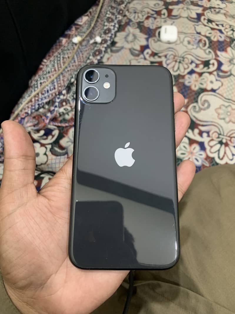 iPhone 11 0