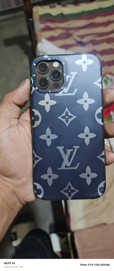 Iphone 12 pro urgent sale