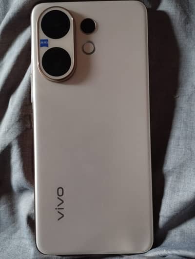 Vivo V60