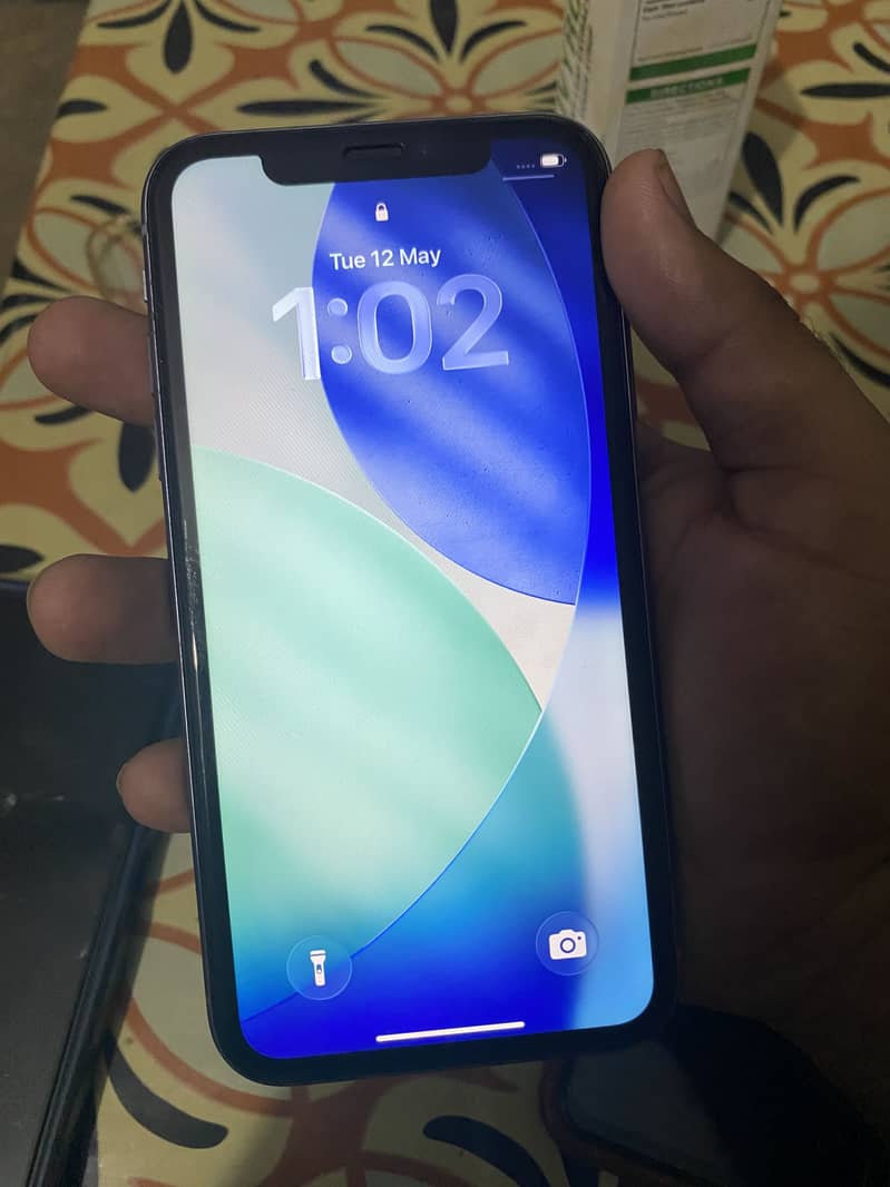 iPhone 11 5