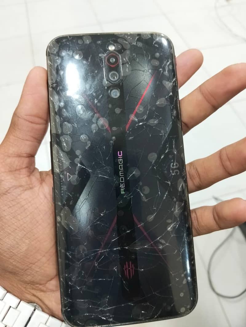 Red magic 5g 1