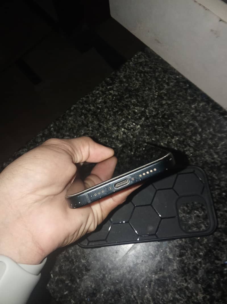 Apple iPhone 15 1