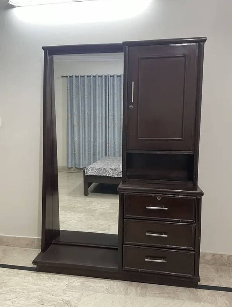 solid wooden bed set 2