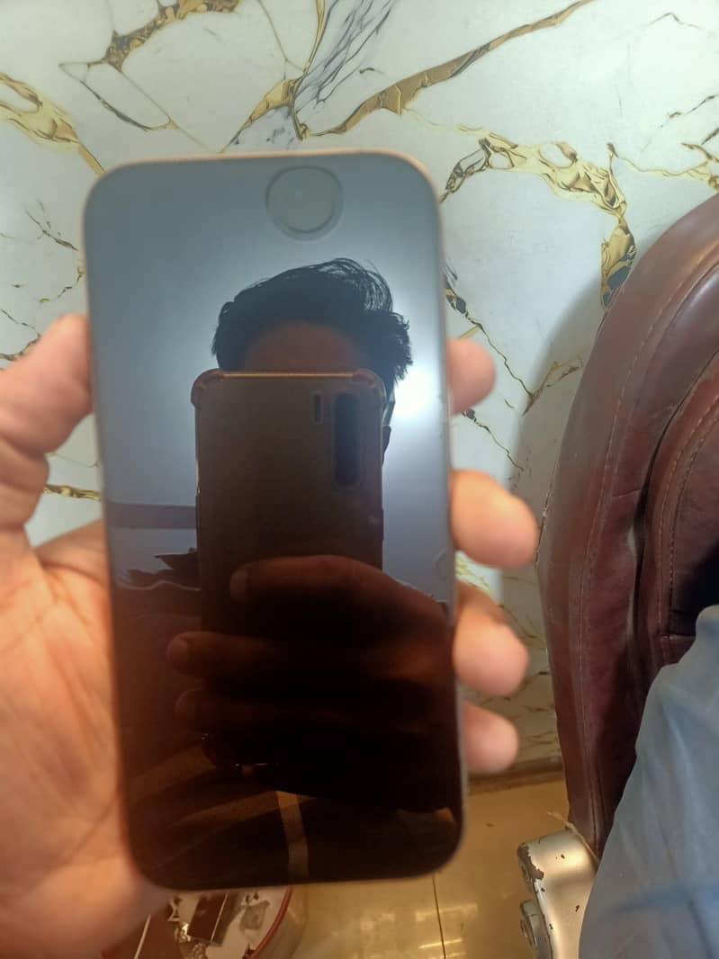 Iphone 16 Pro 128 6