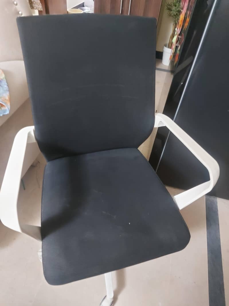 computer chair 4