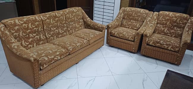 5 seater sofa for sale!