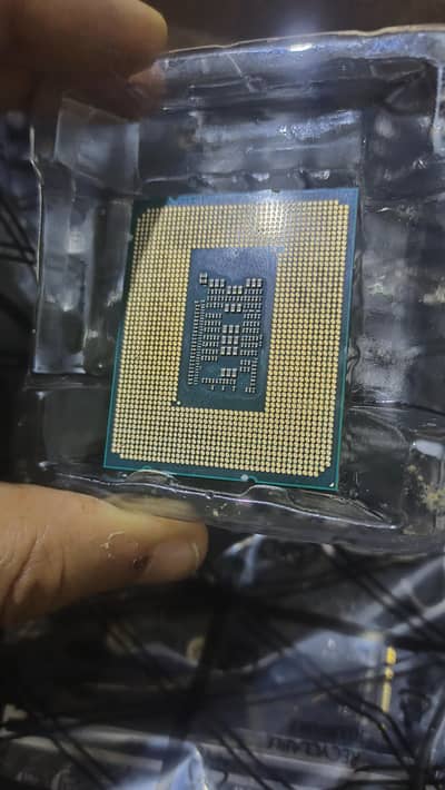 I3-12100 + MSI PRO H610M DDR4 + DeepCool AG300