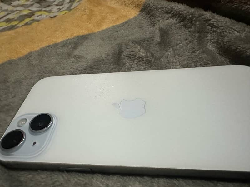 iphone 15 plus 2