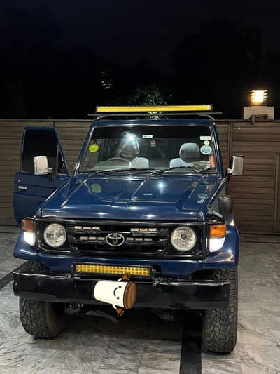 FINEST RKR / LAND CRUISER  /