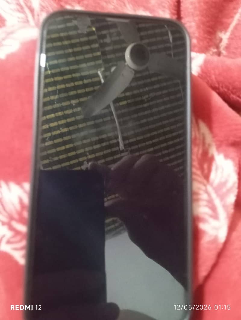 Apple iPhone 13 2