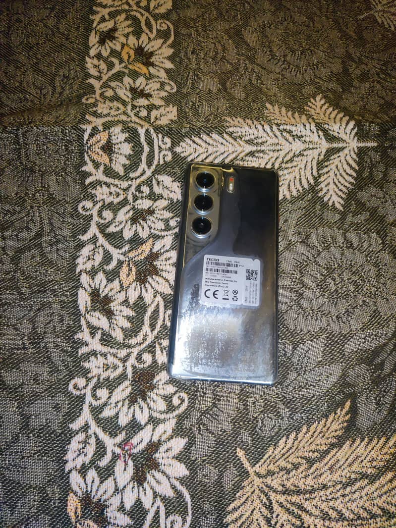 Tecno CAMON 40 Pro 2
