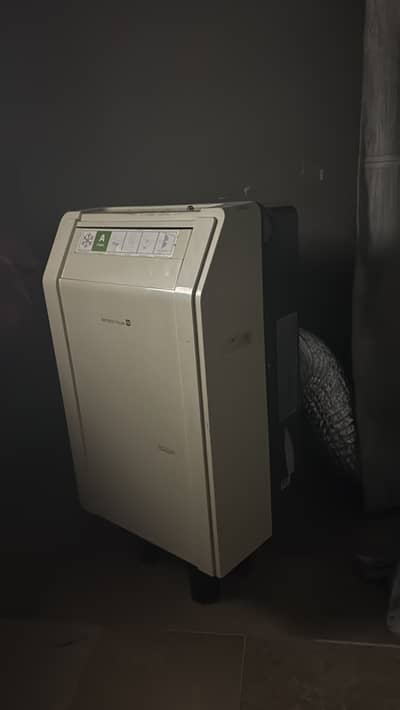 Portable Tringgton Metro AC 110 AC 0.75 best condition 100% cooling