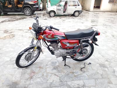 Honda 125 condition 10/10 urgent sale gift for Honda lover