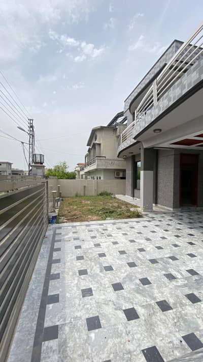 1 Kanal Used House Available For Sale In Police Foundation 09 Islamabad