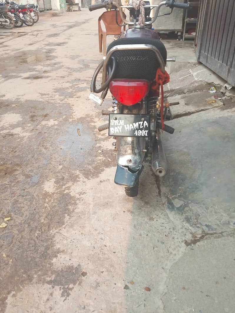 motorcycle 0
