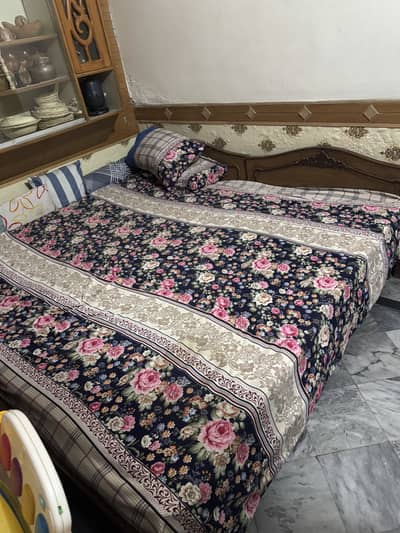King size bed for sale with mattress