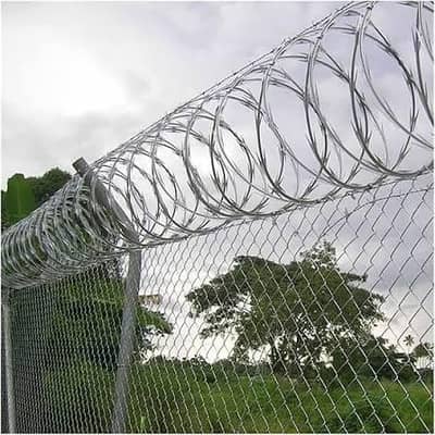 Jali Fence Razor Wire Barbed Wire Chain Link Security Wire Welded Mesh