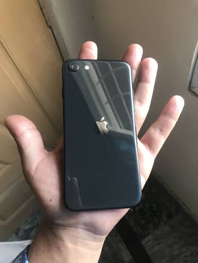 IPHONE SE 64GB  EXCHANGE POSSIBLE