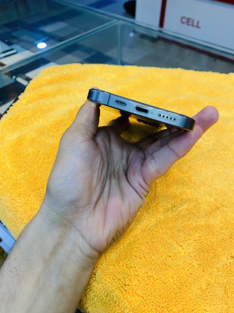 Iphone 12 pro 2