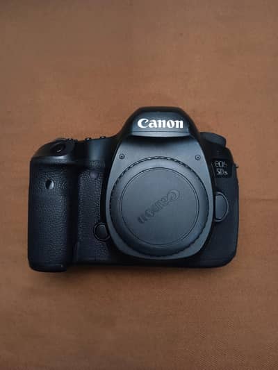 Canon 5ds (50 megapixel camera)