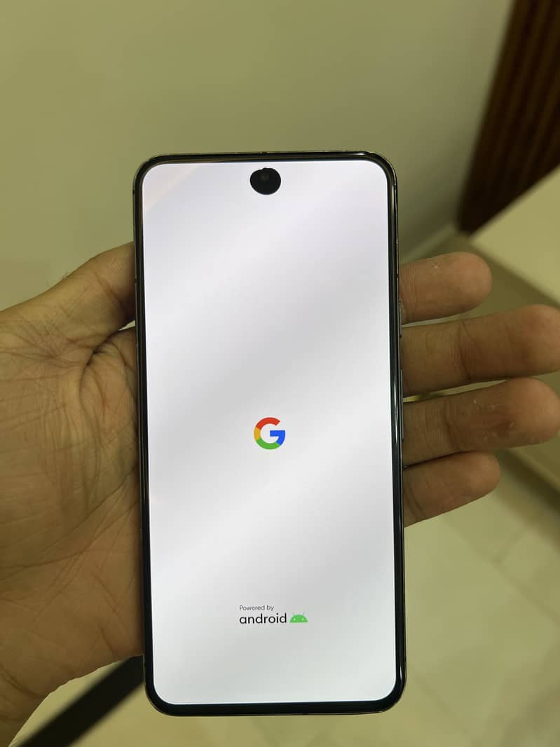 GOOGLE PIXEL 8 5