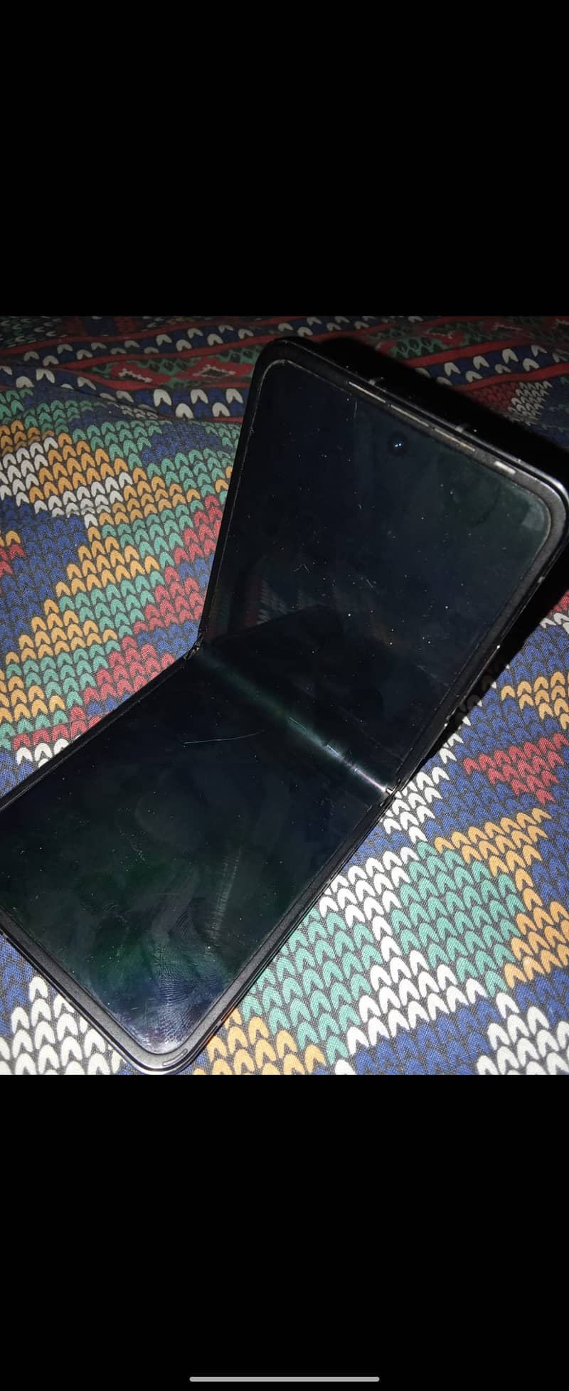 Infinix zero flip 3
