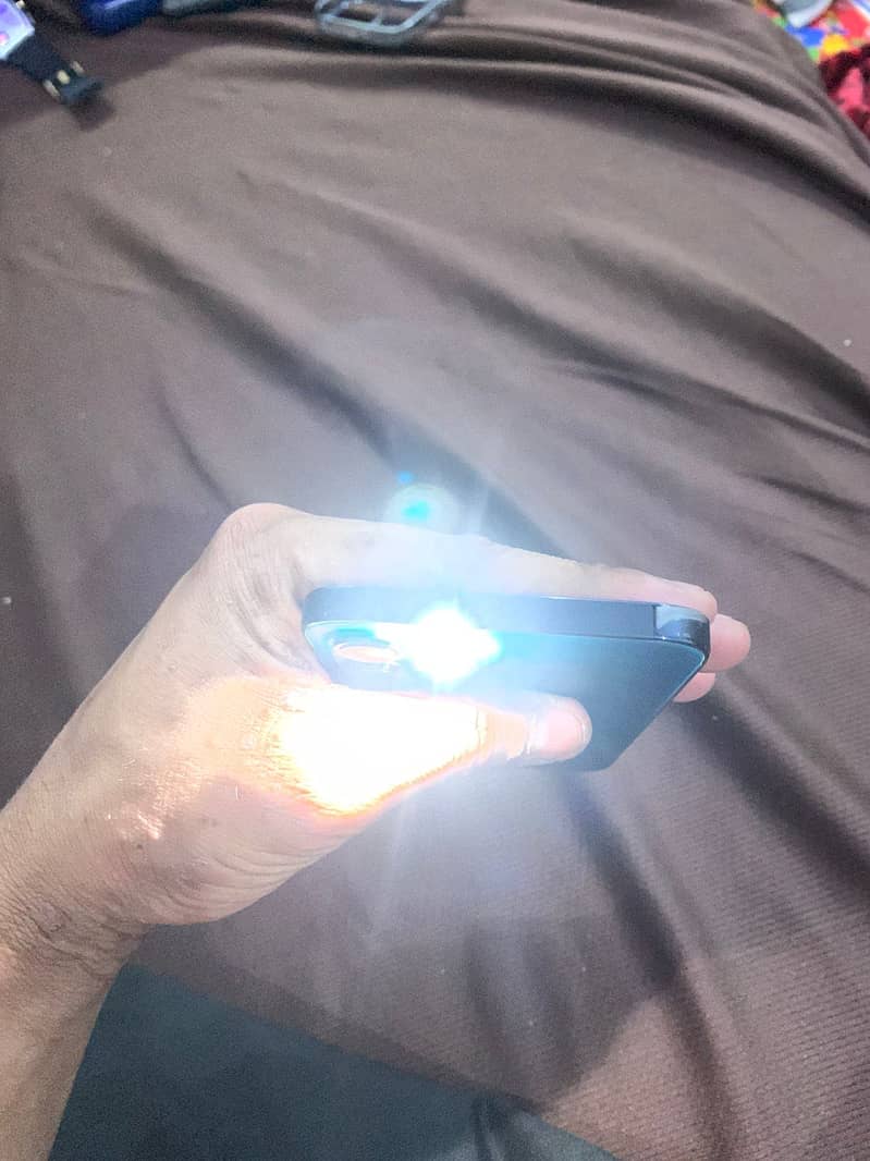 iPhone 12 pro max 5