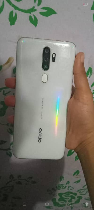 Oppo A5 . . 3/64 with box approve no repairing call 03183833001