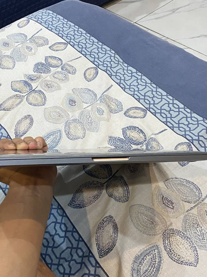 macbook pro 2019 5
