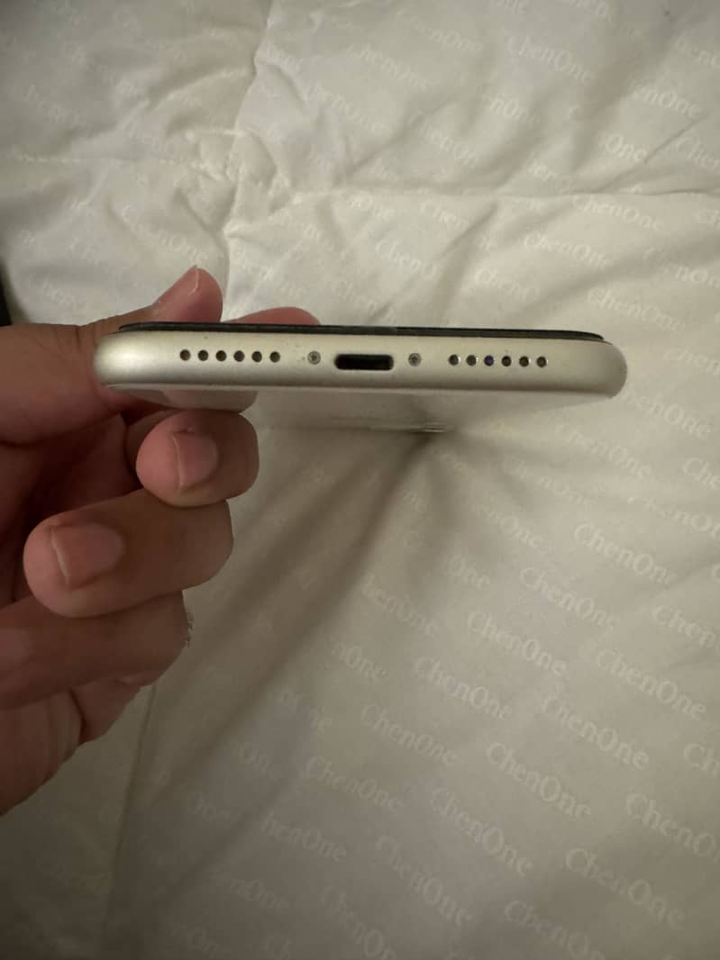 Iphone 11 3