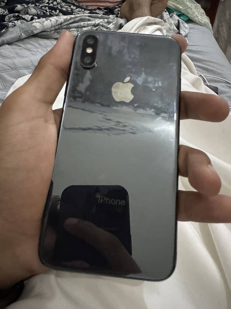 Iphone xs 4