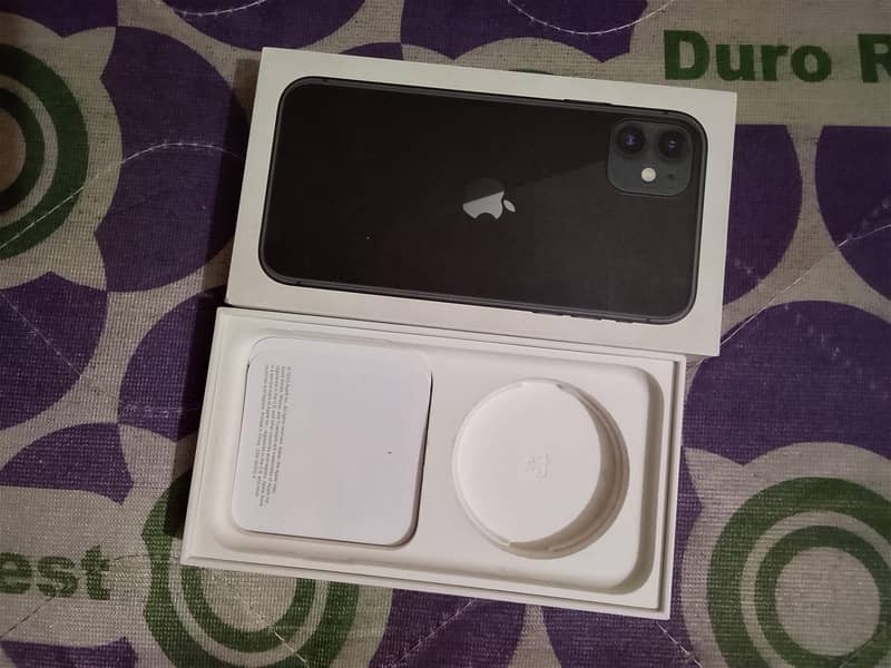iphone 11 box 1