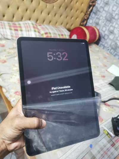 I Pad Ipad pro 2018 A1980 64gb WiFi All Parts Available Screen Locked