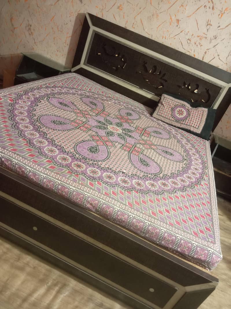 bed, dressing , almari 0