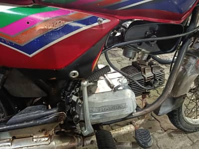 Honda CD 100