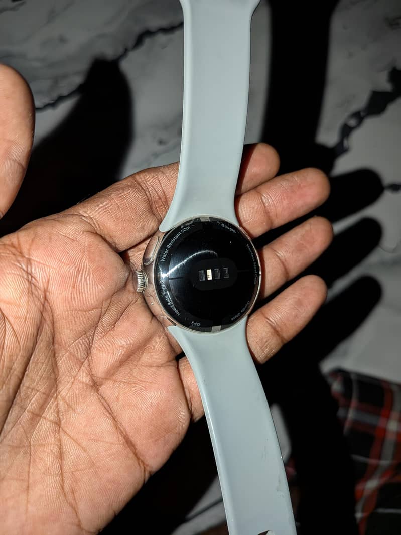 Google pixel watch ⌚ 10/10 condition 1